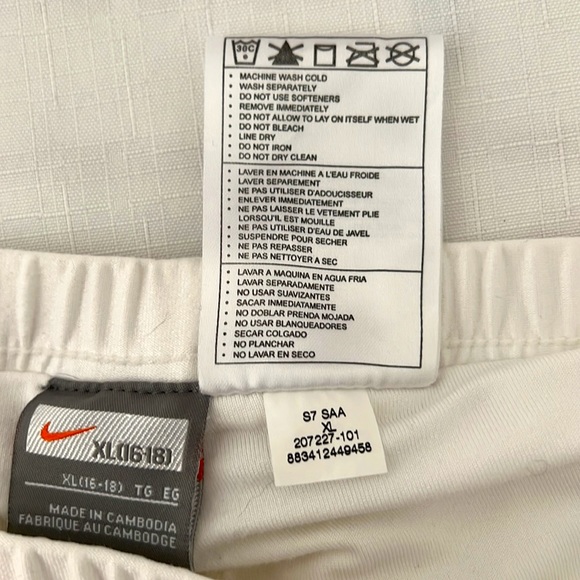 Nike~Skort / Versatile & Athletic - Picture 10 of 12